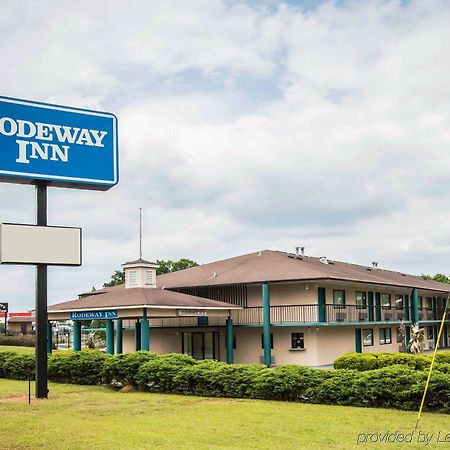 Rodeway Inn Phenix City Exterior photo
